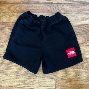 Boy Northface shorts